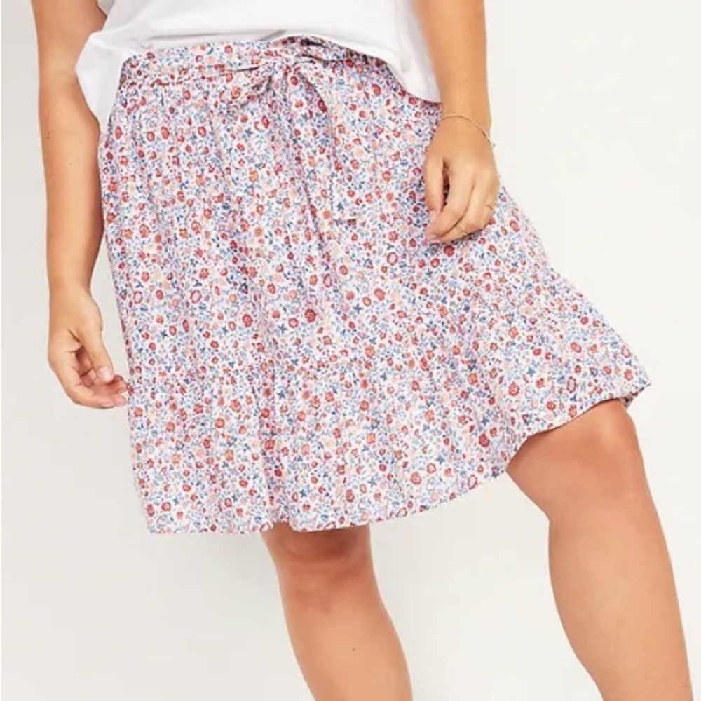 High-Waisted Floral Tiered Mini Swing Skirt